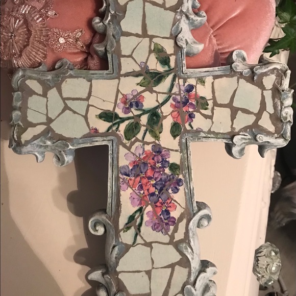 Precious vintage floral cracked tile Cross. - Picture 4 of 6